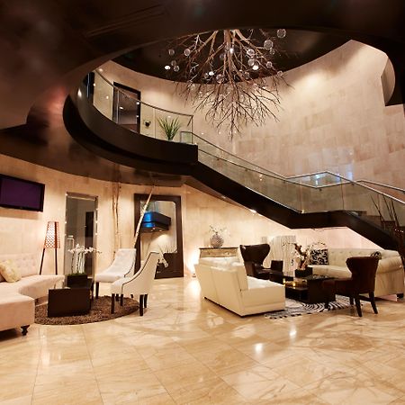 فندق سيتي أوف كوميرسيفي  كراون بلازا لوس أنجليس-كوميرس كازينو المظهر الخارجي الصورة